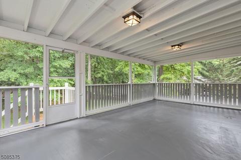 140 Sutton Dr, Berkeley Heights, NJ 07922 photo 9