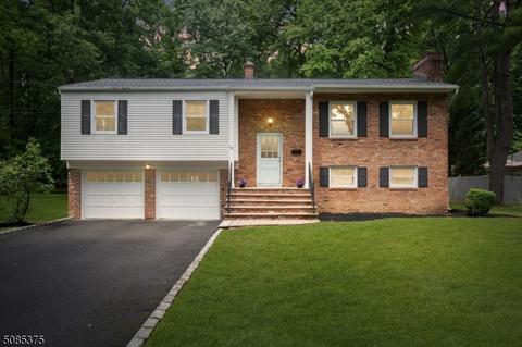 140 Sutton Dr, Berkeley Heights, NJ 07922 photo 1