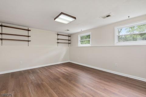 140 Sutton Dr, Berkeley Heights, NJ 07922 photo 18