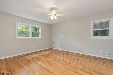140 Sutton Dr, Berkeley Heights, NJ 07922 photo 11