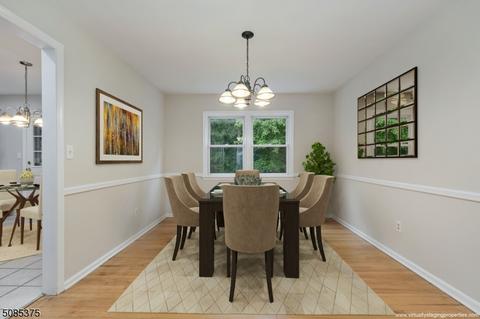 140 Sutton Dr, Berkeley Heights, NJ 07922 photo 4