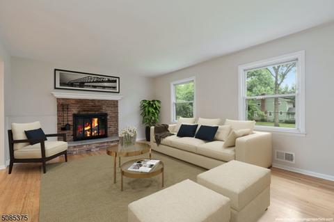 140 Sutton Dr, Berkeley Heights, NJ 07922 photo 2