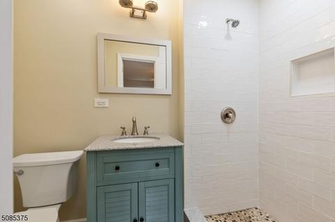 140 Sutton Dr, Berkeley Heights, NJ 07922 photo 12