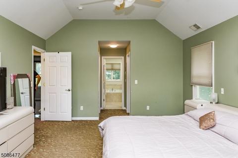 5 Jenny Ln, Wayne, NJ 07470 photo 14