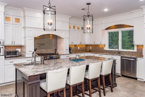 5 Jenny Ln, Wayne, NJ 07470 photo 6