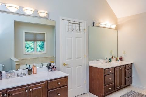 5 Jenny Ln, Wayne, NJ 07470 photo 15