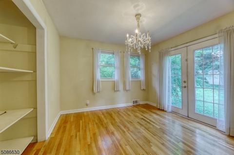 221 Mohawk Trl, Wayne, NJ 07470 photo 21