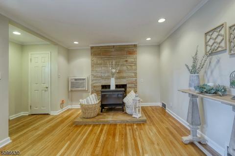221 Mohawk Trl, Wayne, NJ 07470 photo 13