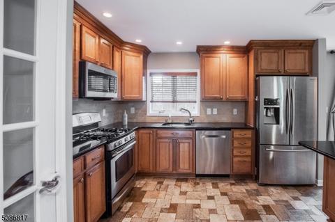 304 Timber Dr, Berkeley Heights, NJ 07922 photo 8