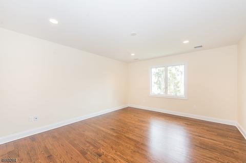 388 High St, Nutley, NJ 07110 photo 19