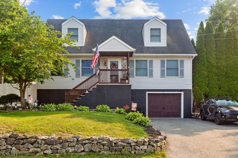 21 Decker Rd, Wanaque Boro, NJ 07420 photo 1