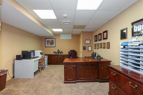 9 Vista Trl, Wayne, NJ 07470 photo 19