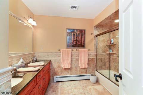 9 Vista Trl, Wayne, NJ 07470 photo 13