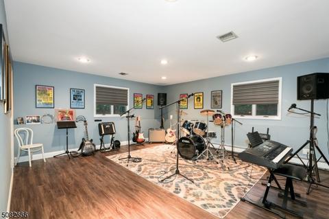 9 Vista Trl, Wayne, NJ 07470 photo 17