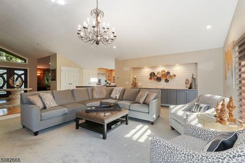 9 Vista Trl, Wayne, NJ 07470 photo 6
