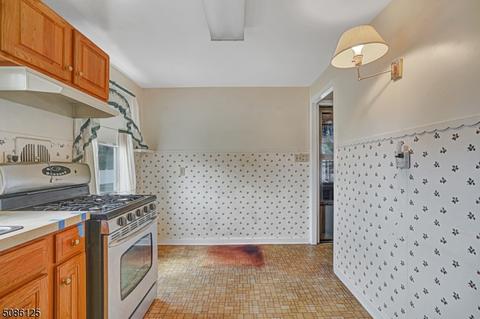 327 2nd St, Middlesex, NJ 08846 photo 10