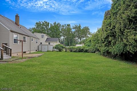 327 2nd St, Middlesex, NJ 08846 photo 3