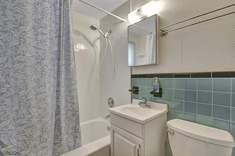 327 2nd St, Middlesex, NJ 08846 photo 13