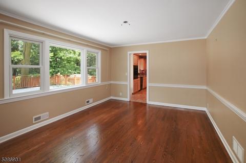 41 Highlands Ave, Springfield, NJ 07081 photo 5