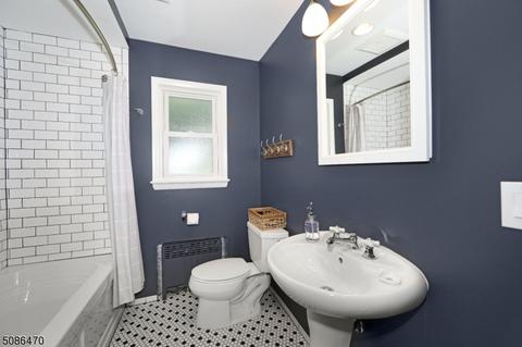 207 Mac Donald Dr, Wayne, NJ 07470 photo 11