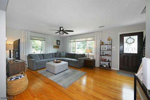 207 Mac Donald Dr, Wayne, NJ 07470 photo 2