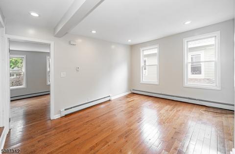 718 E 7th St, Plainfield, NJ 07062 photo 4