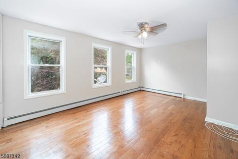 718 E 7th St, Plainfield, NJ 07062 photo 3