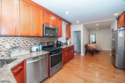 718 E 7th St, Plainfield, NJ 07062 photo 12