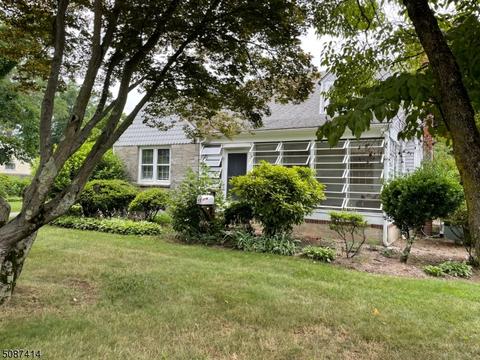49 Greenbrook Rd, Middlesex, NJ 08846 photo 1