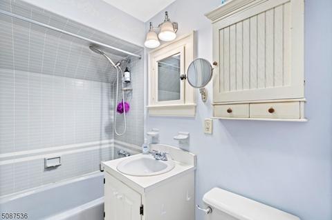 9 White Birch Ln, Sparta, NJ 07871 photo 16