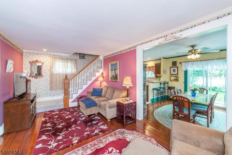 11 Comley Pl, Bloomfield, NJ 07003 photo 10