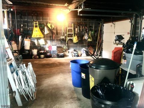 76 Perry St, Dover, NJ 07801 photo 25