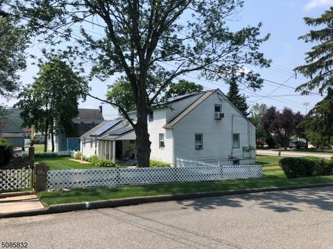 76 Perry St, Dover, NJ 07801 photo 2