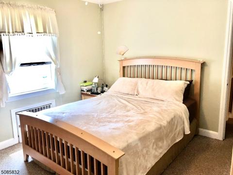 76 Perry St, Dover, NJ 07801 photo 12