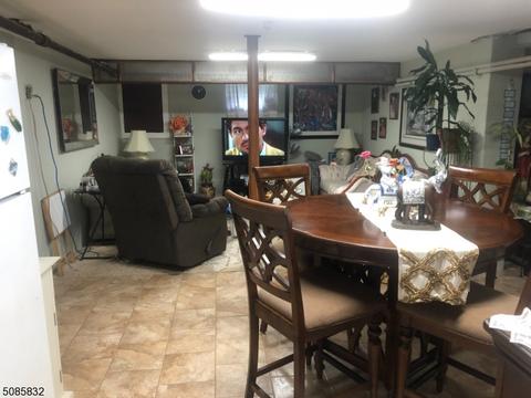 76 Perry St, Dover, NJ 07801 photo 21
