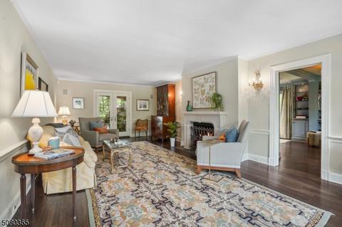 24 Greenbriar Dr, Summit, NJ 07901 photo 3