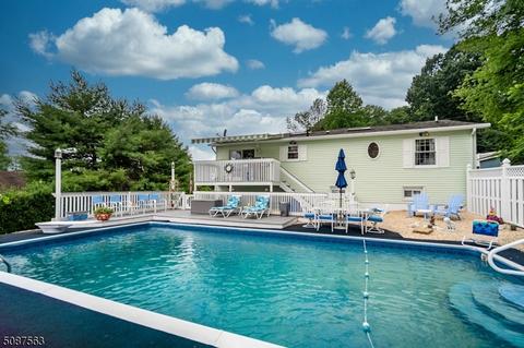 266 Ann St, Dover, NJ 07801 photo 3
