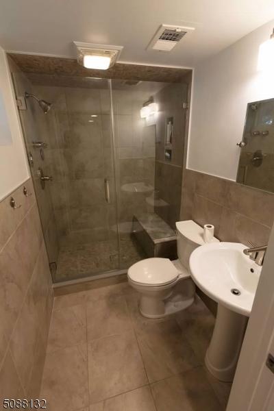 75 Harmon Rd, Edison, NJ 08837 photo 25