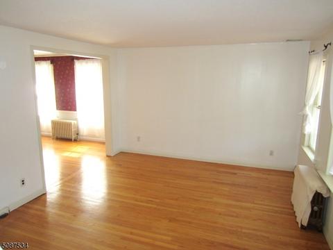 258 Centre St, Nutley, NJ 07110 photo 7