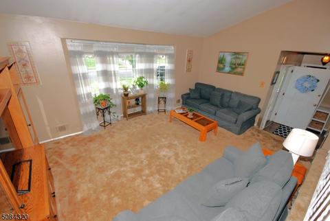 61 Greenbrook Rd, Middlesex, NJ 08846 photo 16