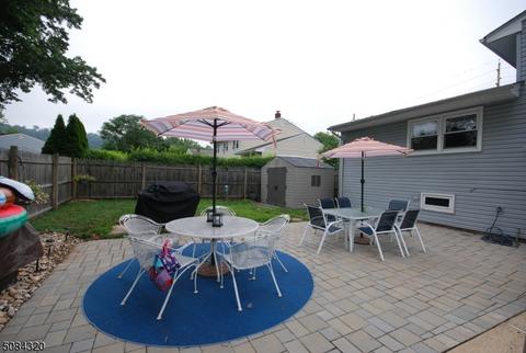 61 Greenbrook Rd, Middlesex, NJ 08846 photo 3