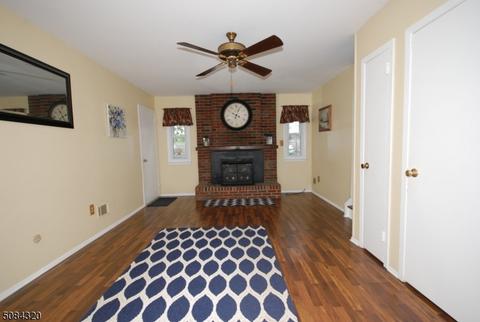 61 Greenbrook Rd, Middlesex, NJ 08846 photo 11
