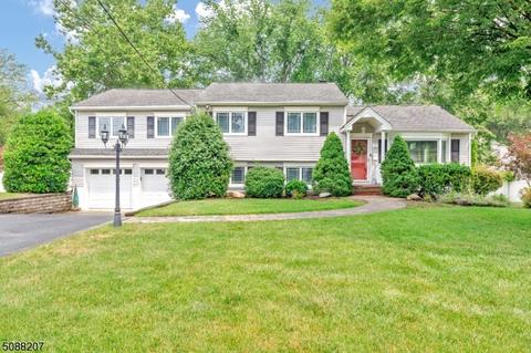 102 Longview Dr, Waldwick, NJ 07463 photo 1