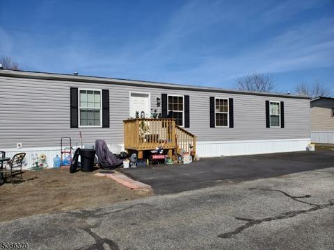 5 Alpine Cir, Franklin, NJ 07416 photo 1