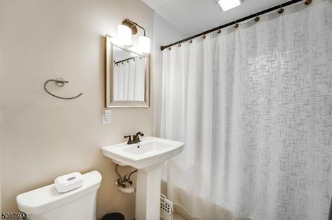 17 Evergreen Ave, Wanaque Boro, NJ 07420 photo 15