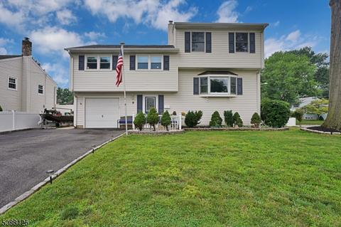 9 Locust Ave, Middlesex, NJ 08846 photo 1