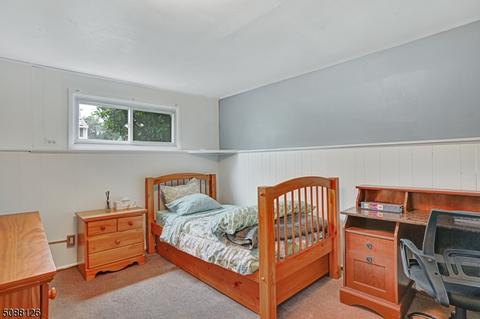 9 Locust Ave, Middlesex, NJ 08846 photo 22