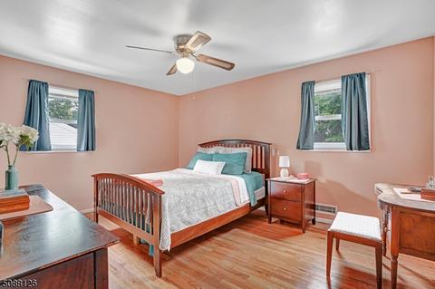 9 Locust Ave, Middlesex, NJ 08846 photo 14