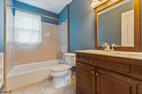208 4th St, Middlesex, NJ 08846 photo 23
