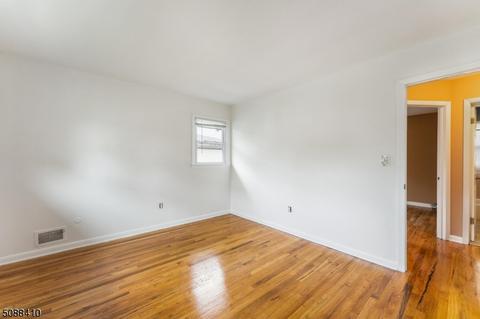 208 4th St, Middlesex, NJ 08846 photo 22